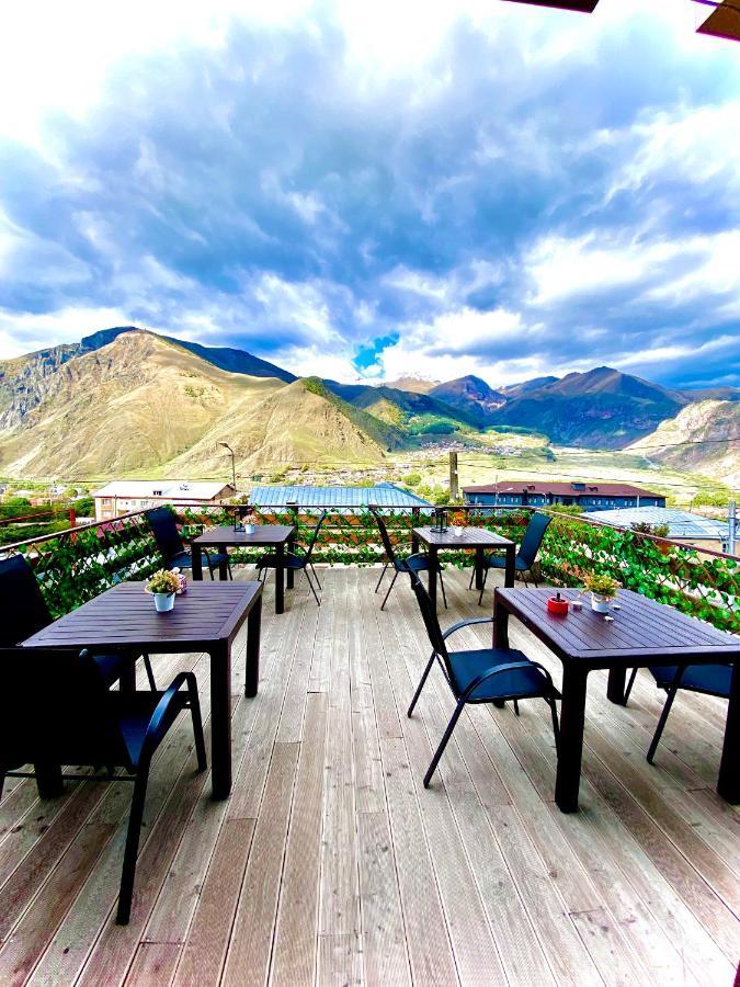 Hotel Kazbegi 1963 Exterior photo