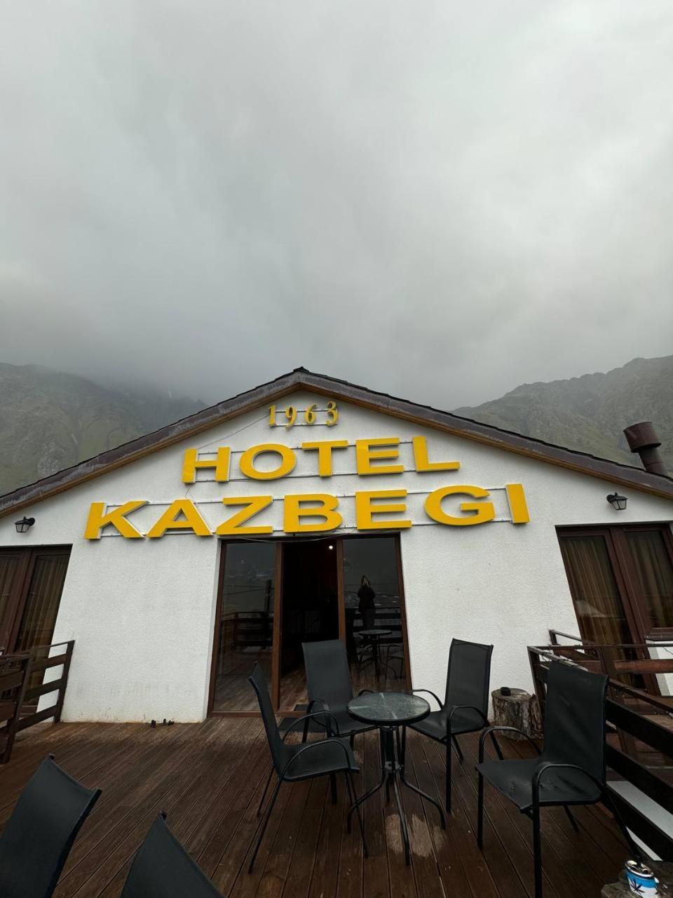 Hotel Kazbegi 1963 Exterior photo