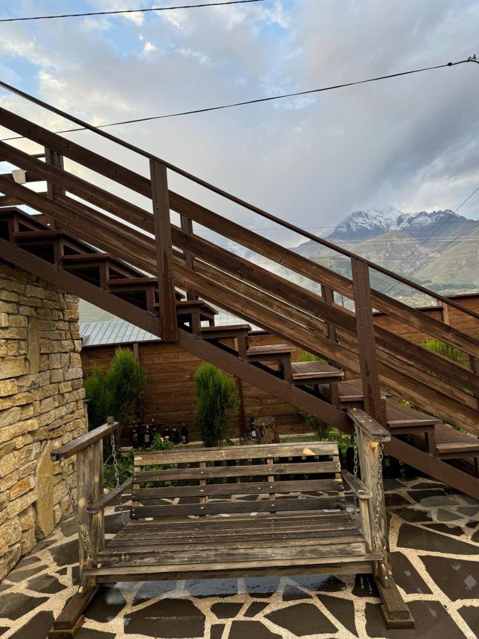 Hotel Kazbegi 1963 Exterior photo